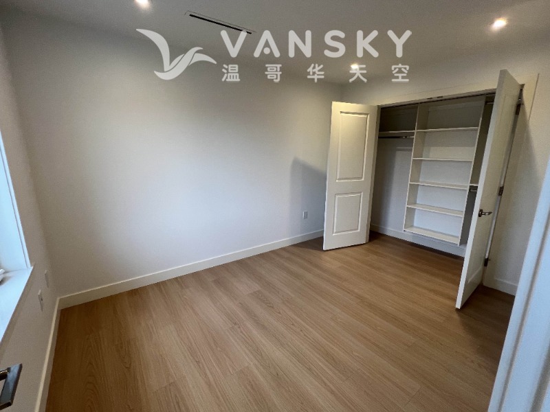 250617210340_2nd Bed Room.jpg